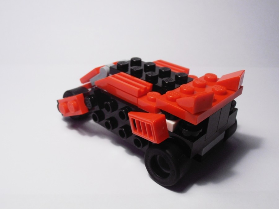 30187 Batman's Red Tumbler