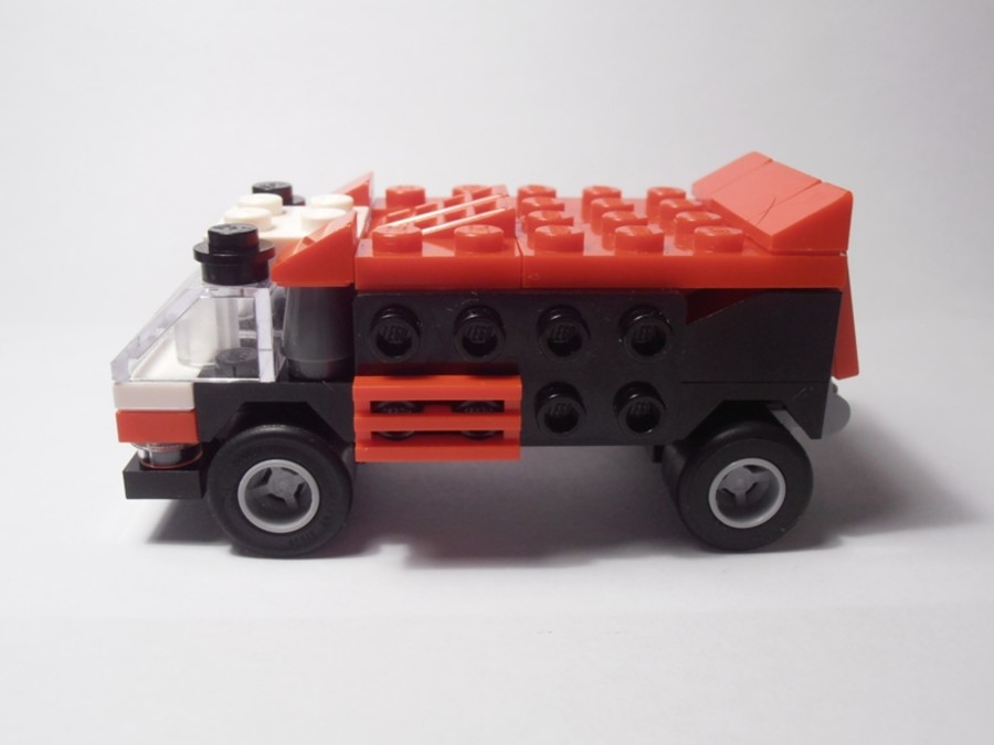 30187 Dune Rally Truck