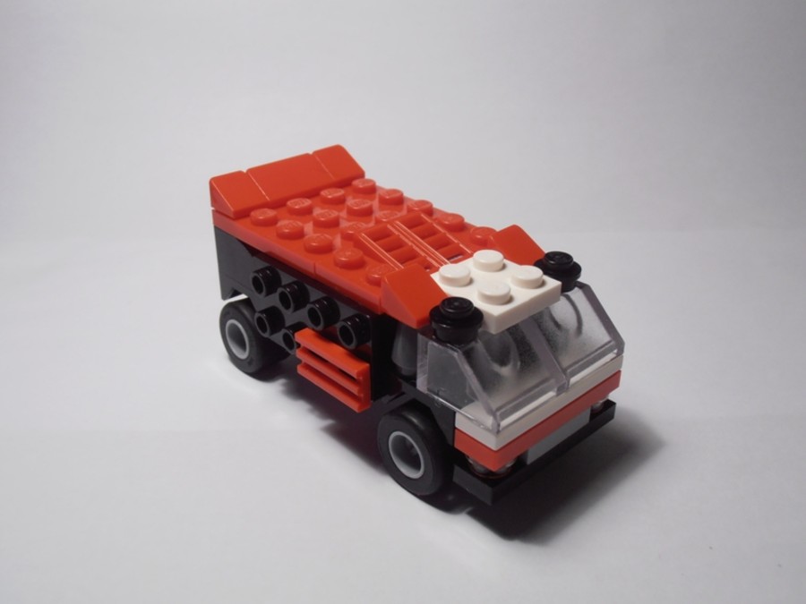 30187 Dune Rally Truck