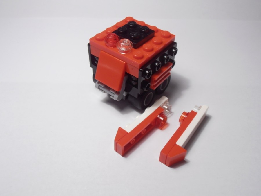 30187 WALL-E's Friend