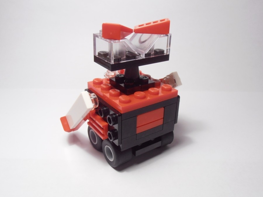 30187 WALL-E's Friend