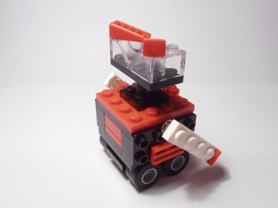 30187 WALL-E's Friend