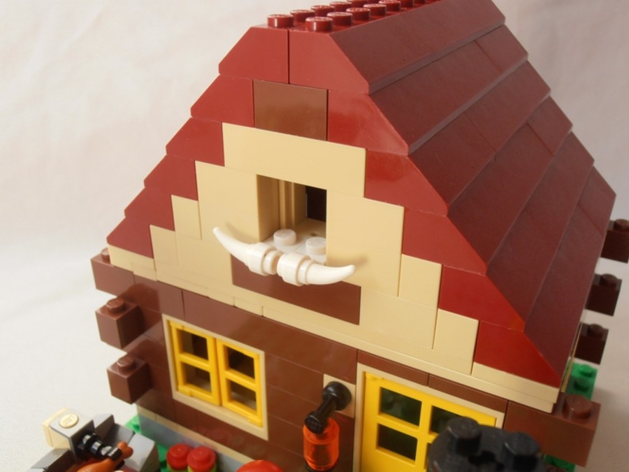 5766 Another Log Cabin