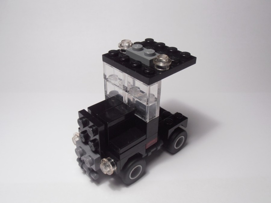 7602 Minifig Car