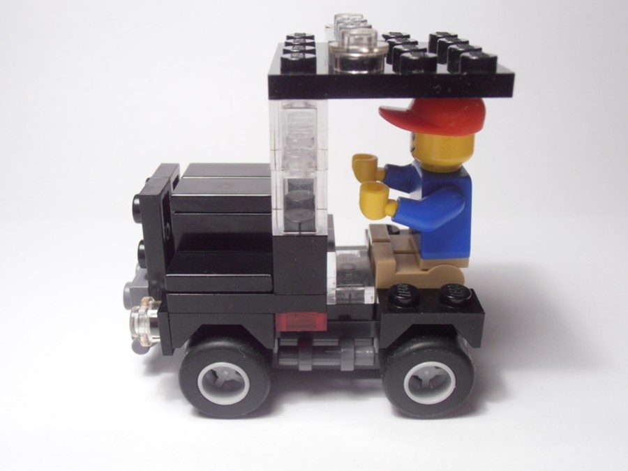 7602 Minifig Car