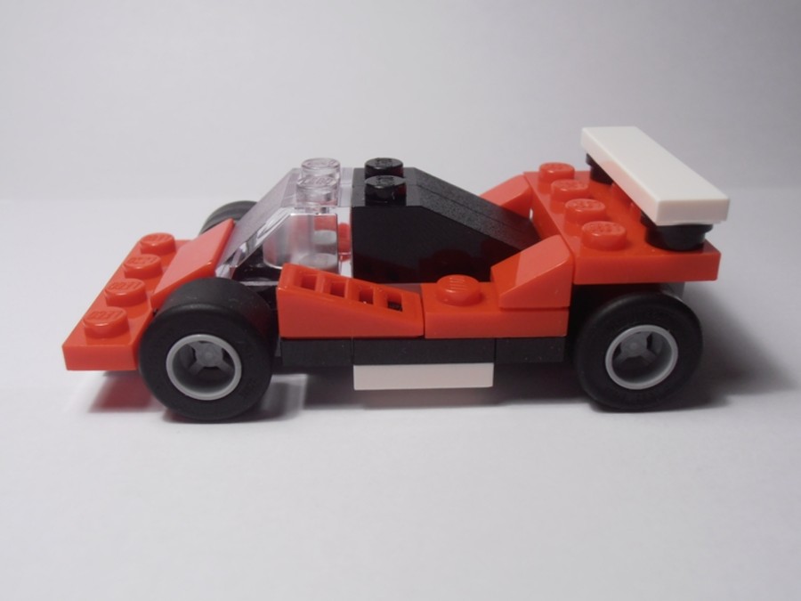 30187 Le Mans Race Car