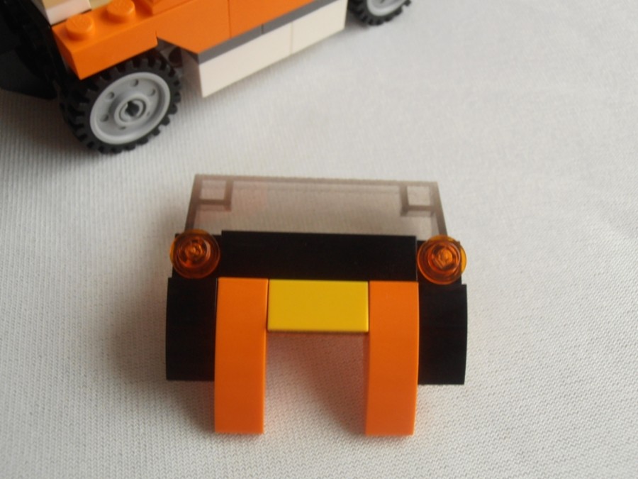 31017 Flatbed Truck