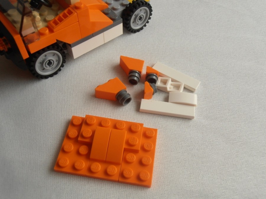 31017 Flatbed Truck
