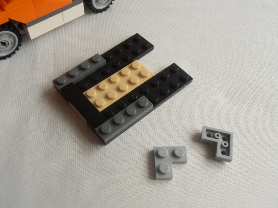 31017 Flatbed Truck