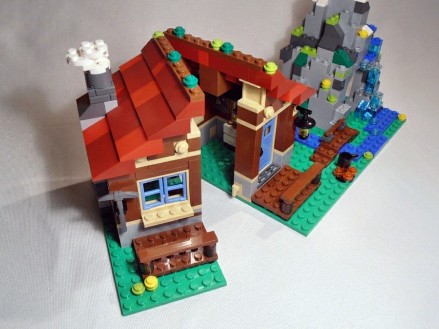 31025 Mountain Hut