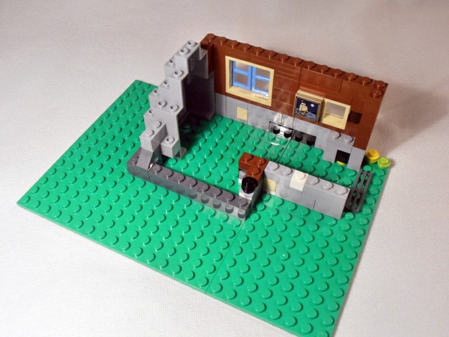 31025 Mountain Hut 3