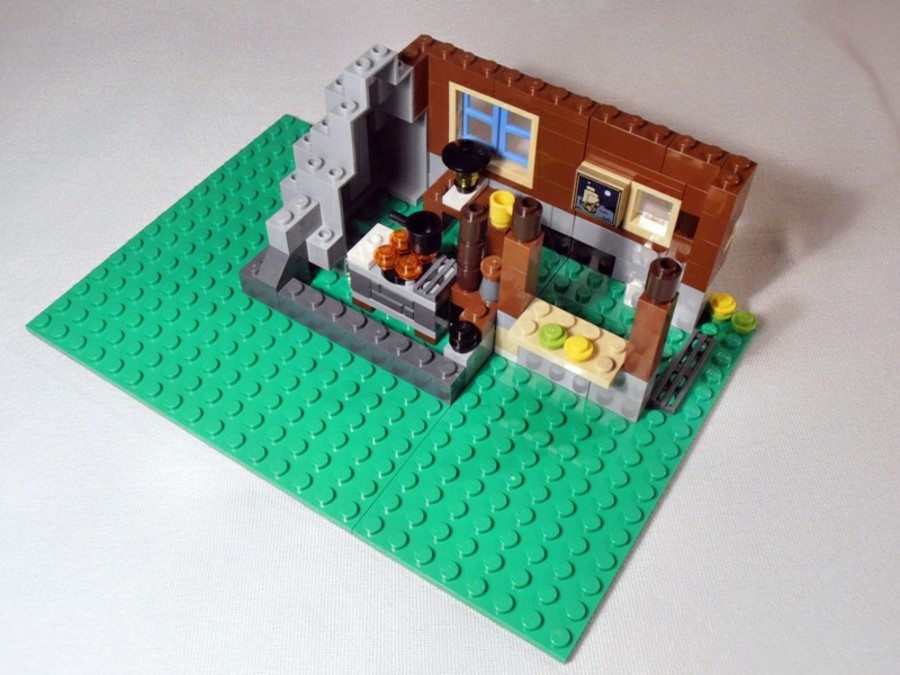 31025 Mountain Hut 3