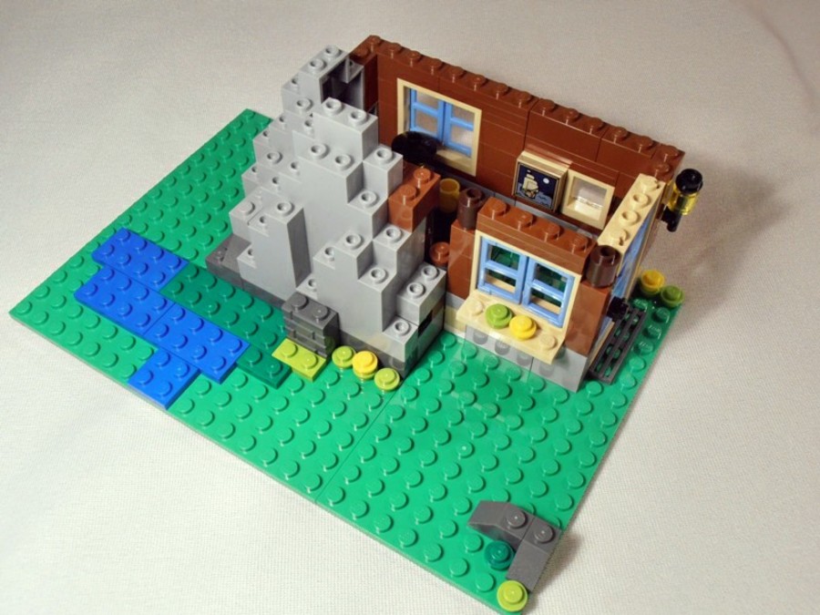 31025 Mountain Hut 3