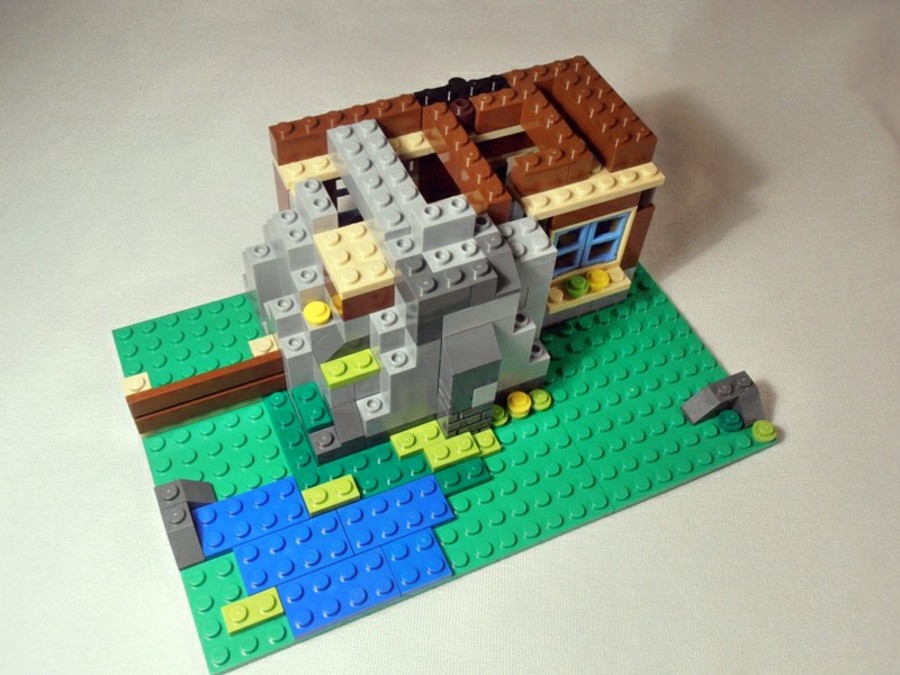 31025 Mountain Hut 3