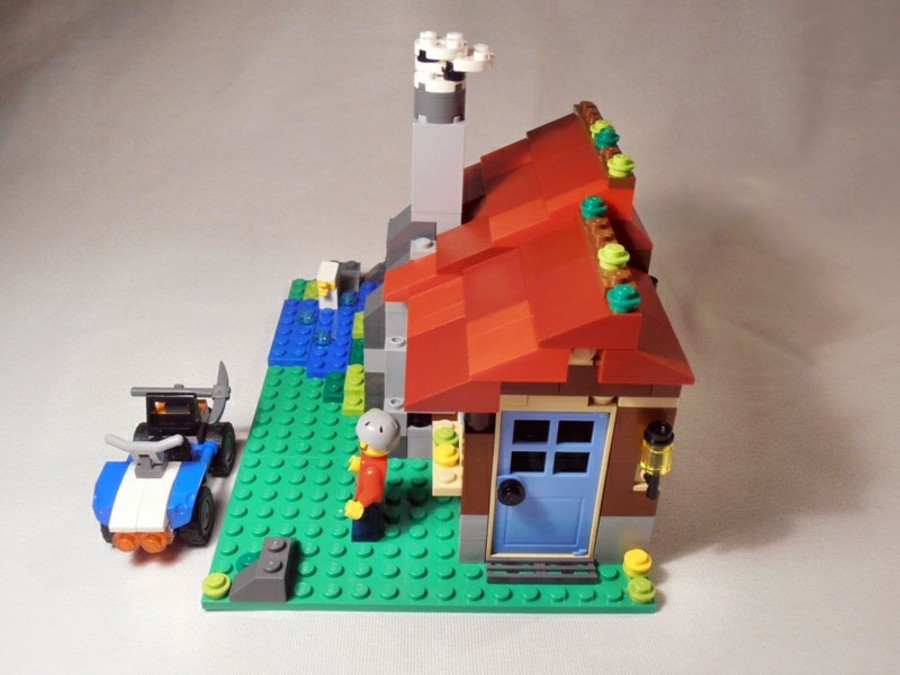 31025 Mountain Hut 3