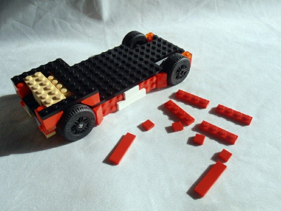 31024 Roaring Race Truck