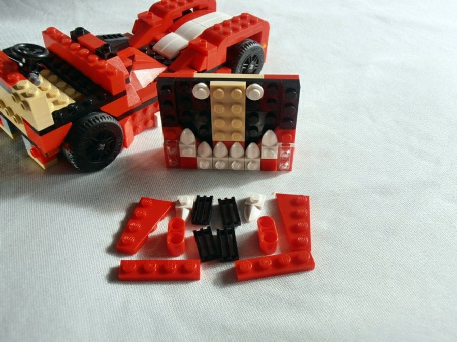 31024 Roaring Race Truck
