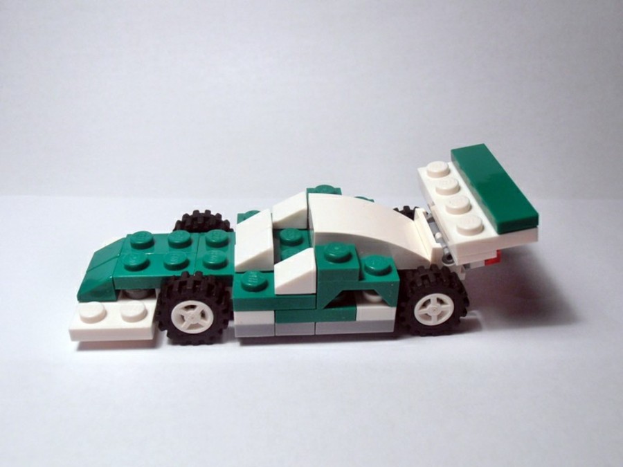6910 F1 Car