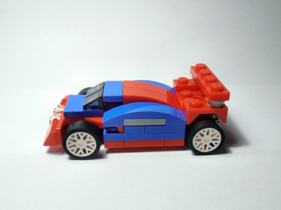 31000 Le Mans Race Car