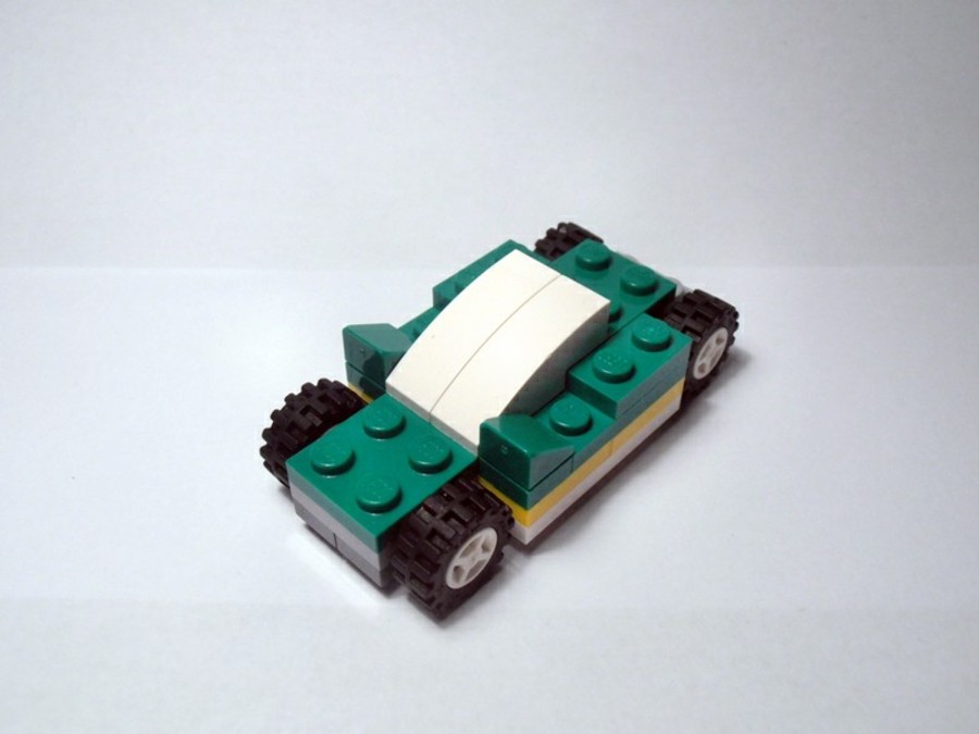 6910 Le Mans Race Car