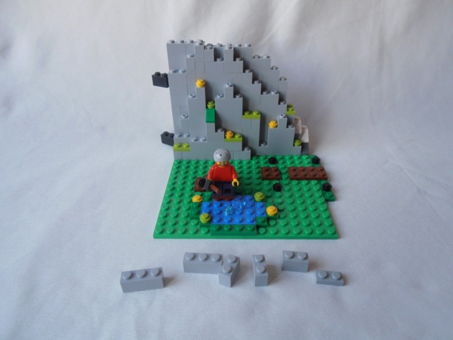 31025 Another Mountain Hut