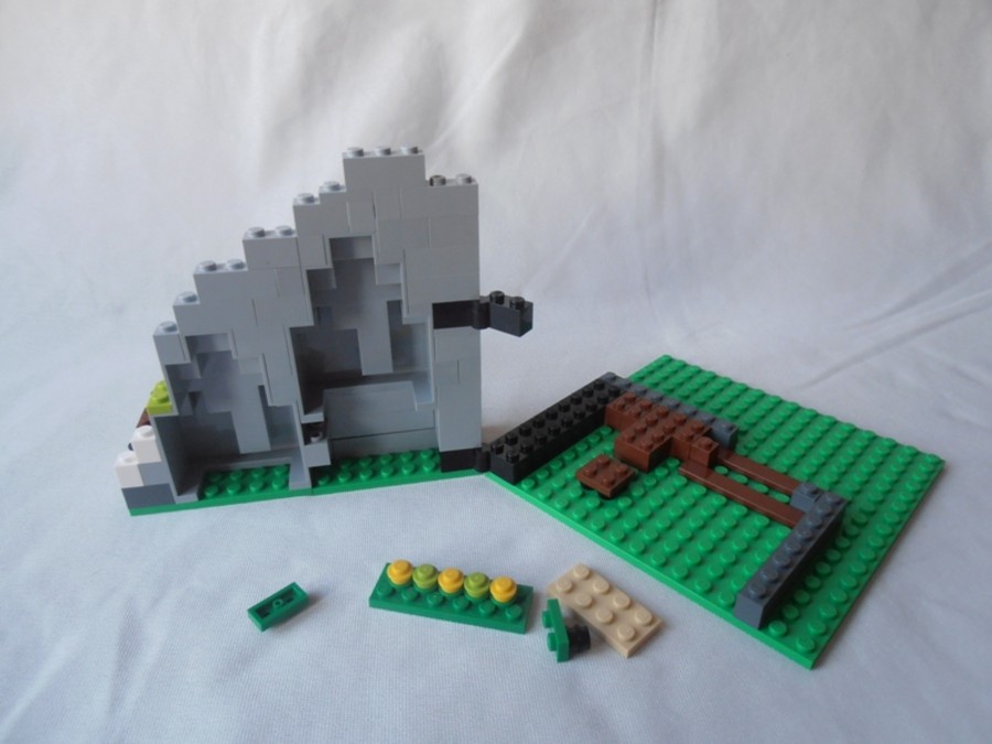 31025 Another Mountain Hut