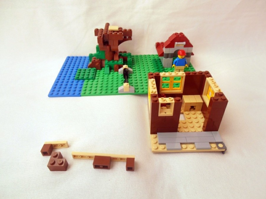 5766 Tree House