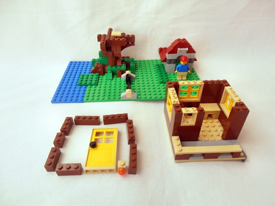 5766 Tree House