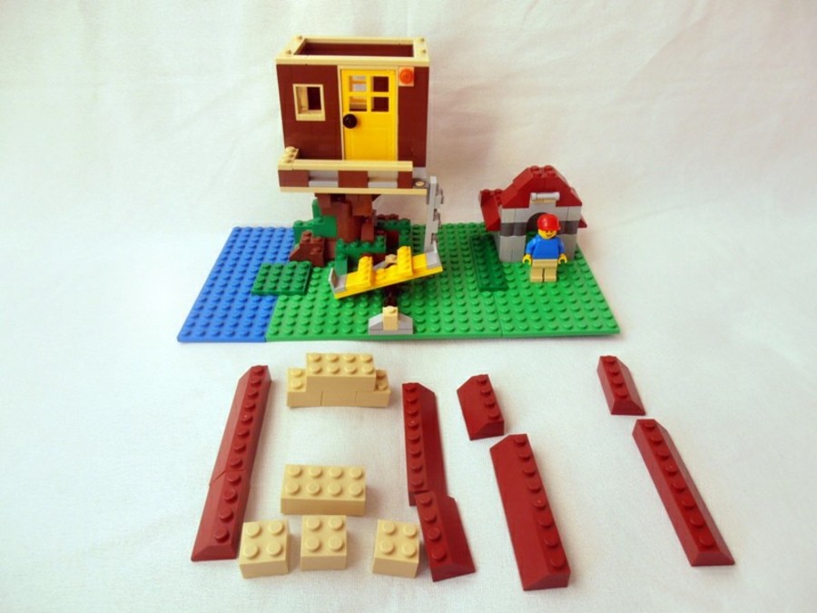 5766 Tree House