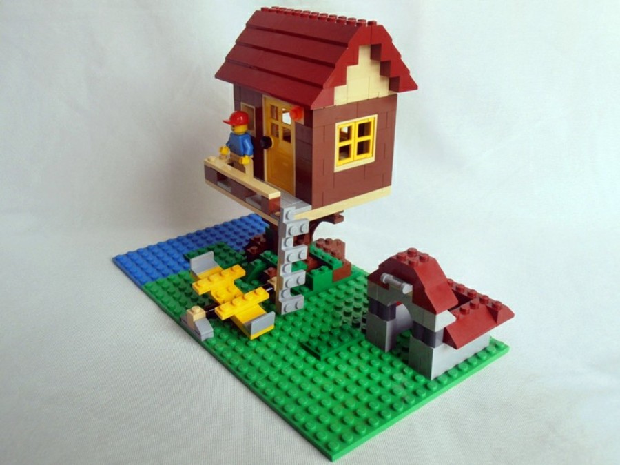 5766 Tree House