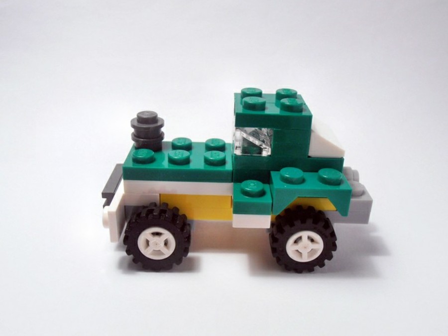6910 Tractor