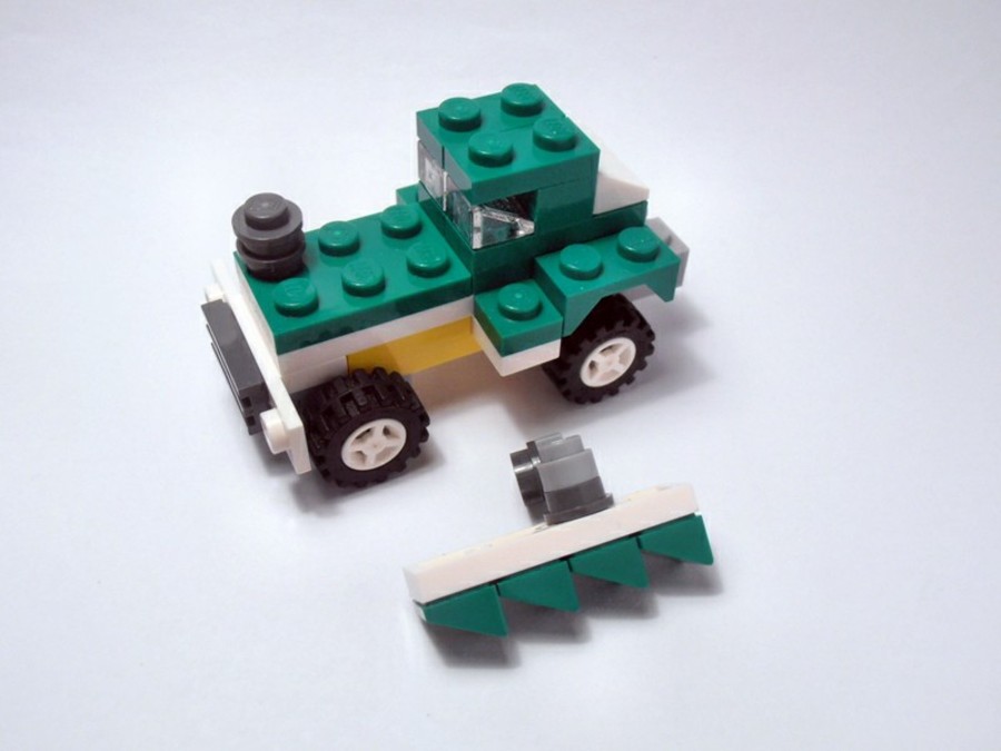 6910 Tractor