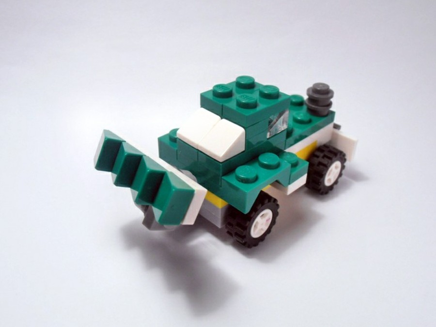 6910 Tractor