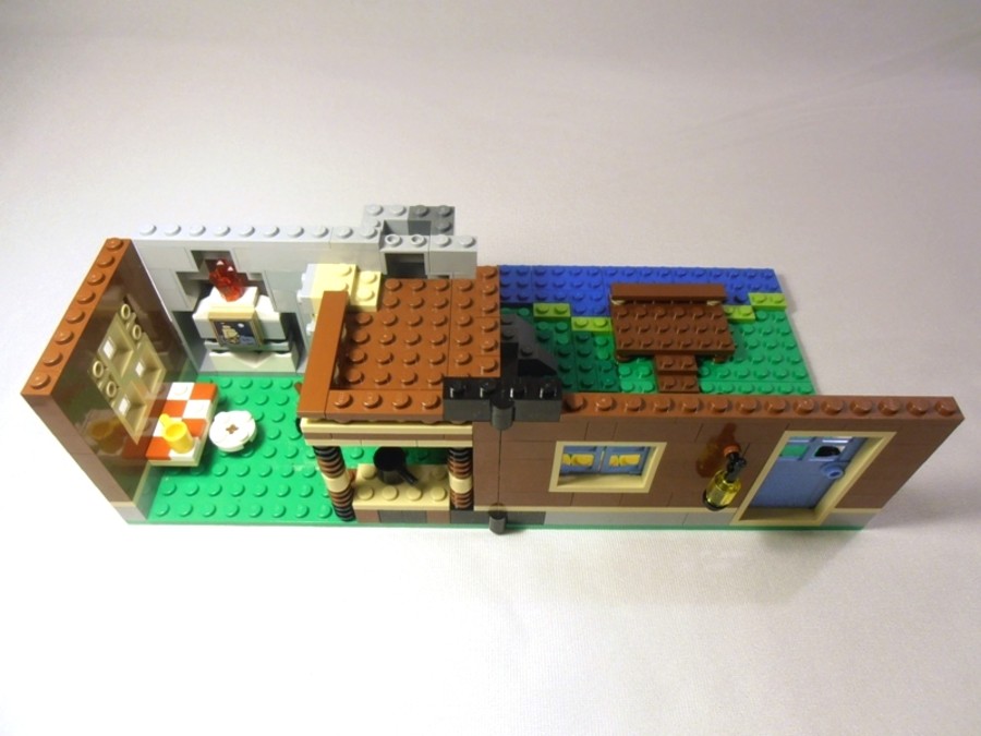 31025 Mountainside Hut