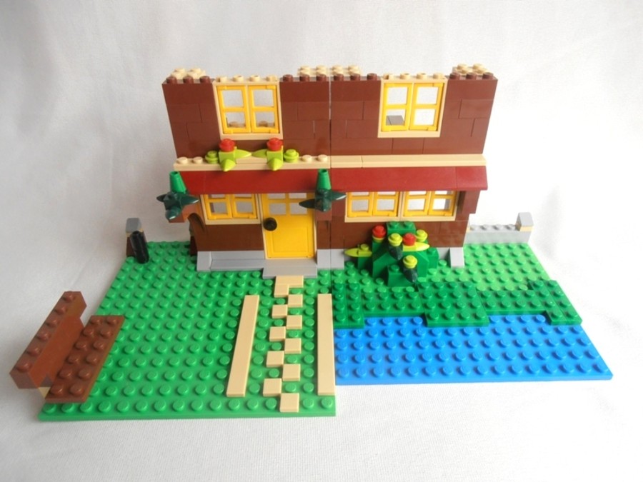 5766 Town House