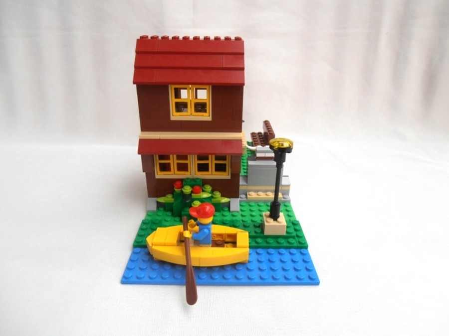 5766 Town House