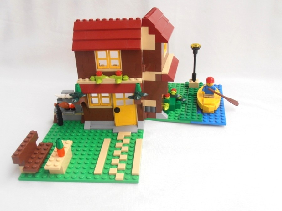 5766 Town House