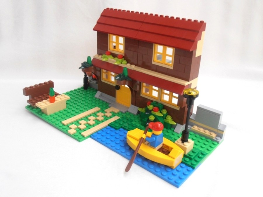 5766 Town House