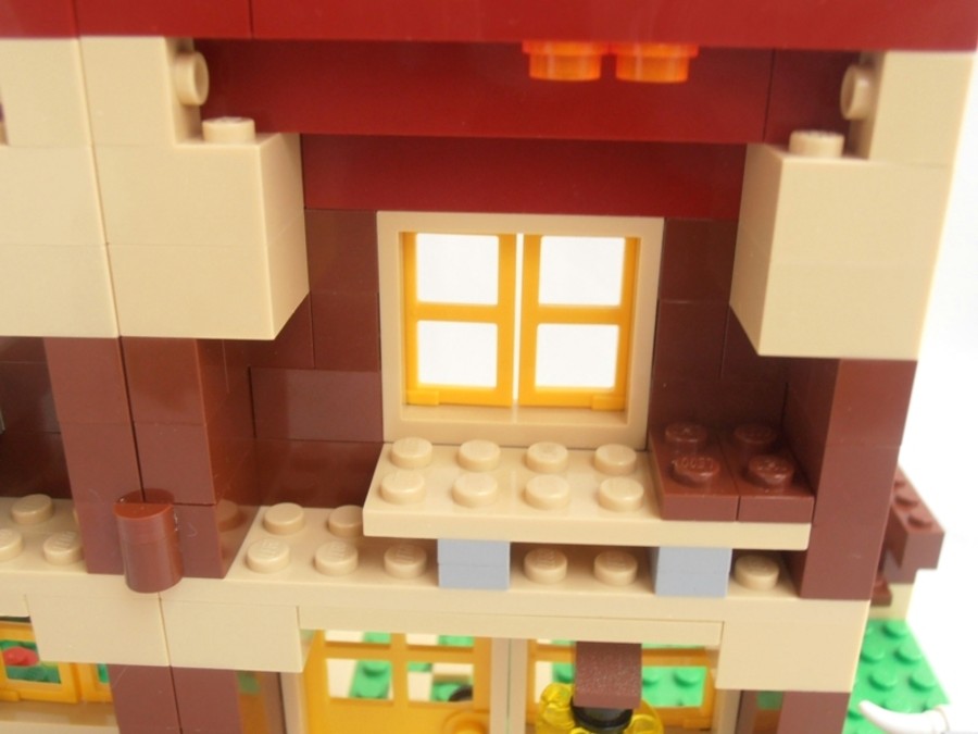 5766 Town House