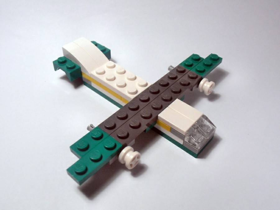 6910 Cargo Plane
