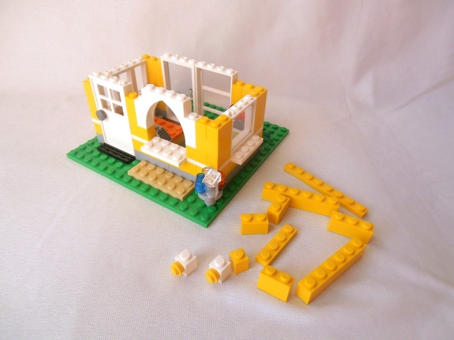 31035 Chinese Fruit Shop