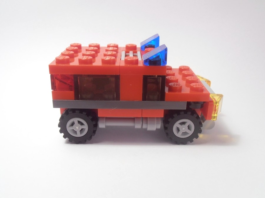 6911 Fire SUV
