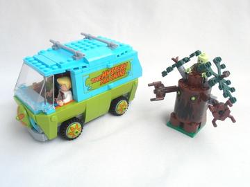 75902 - The Mystery Machine