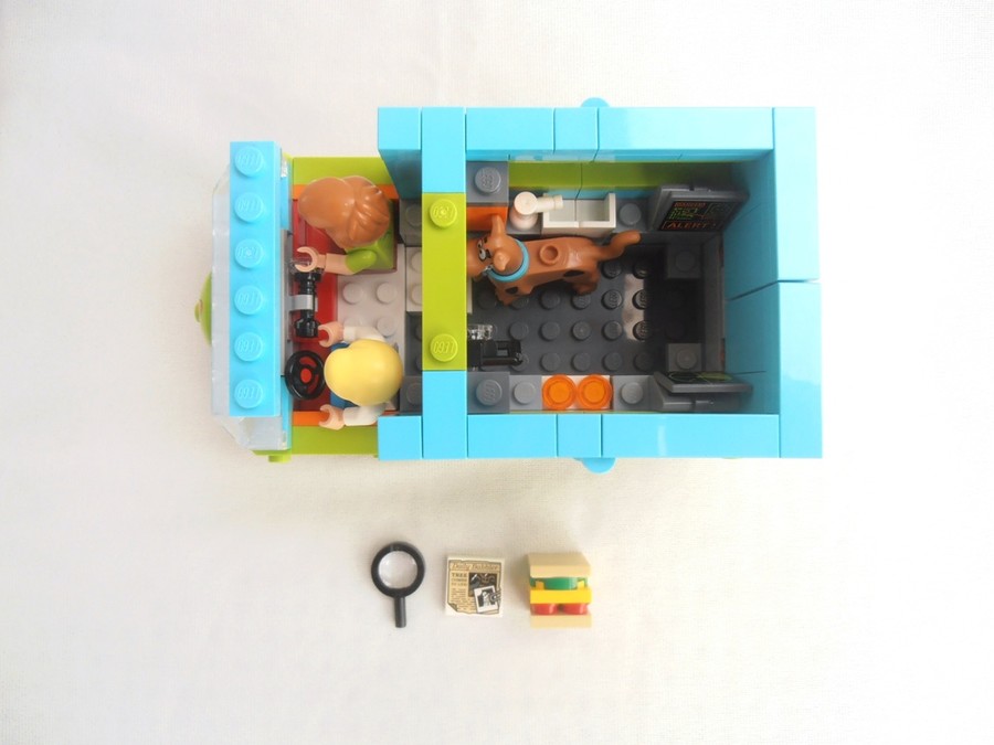 75902