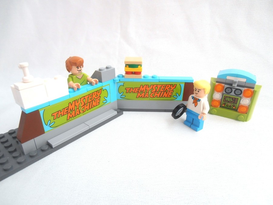75902 The Mystery Flying Machine