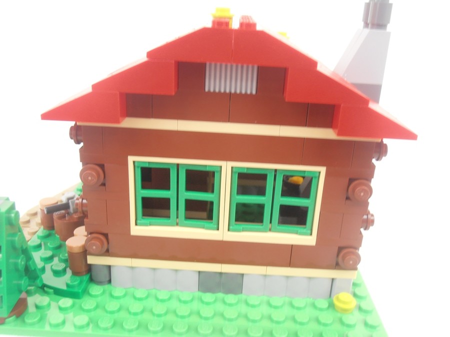 31048 Lakeside Lodge