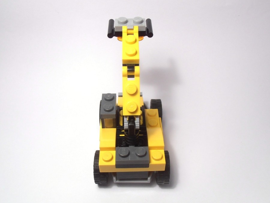 31041 Liebherr LRS 645 Reachstacker