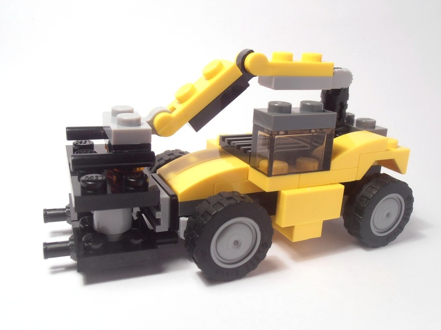 31041 Liebherr LRS 645 Reachstacker