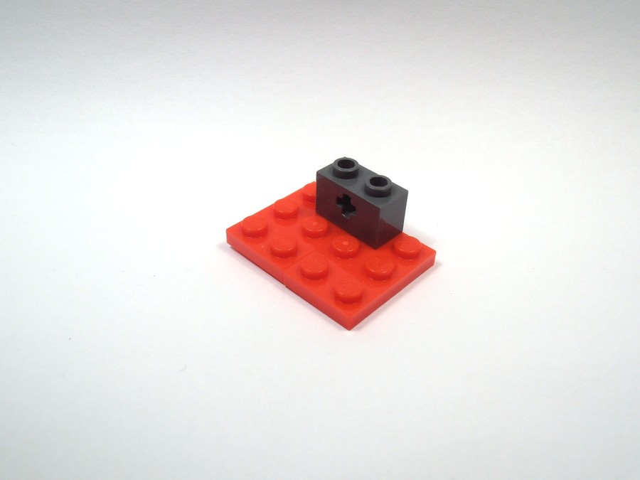 31055