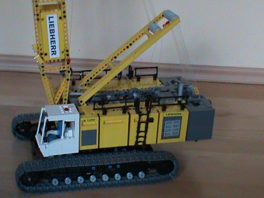 Kegi Liebherr 1250, és Lego Kamion +SBrick